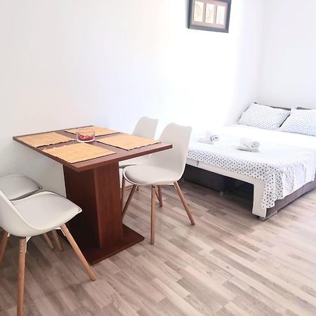 Apartments Rotim, Mljet, Sutmiholjska Babino Polje Exterior photo